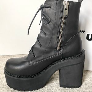 UNIF CHOKE BOOTS BLACK LEATHER NIB Women’s size 10